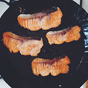 Lachs anbraten