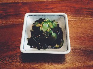 Sunomono mit Gurke und Wakame | Gurke-Wakame-Salat