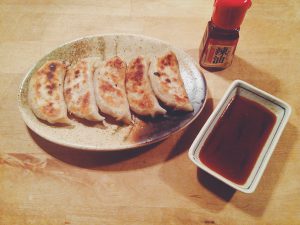 gyoza-teigtaschen-japanische-hausmannskost-uchi-gohan