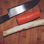 Karotten-Schwarzwurzel-geschaelt-Japanische-Hausmannskost-Rezepte-Uchi-Gohan